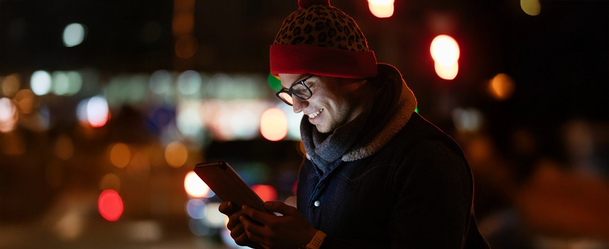 Saves Money on Wireless Plan - Whoop Mobile